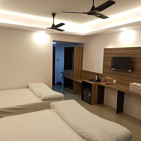 טארפית Gods County Hotels & Resorts מראה חיצוני תמונה