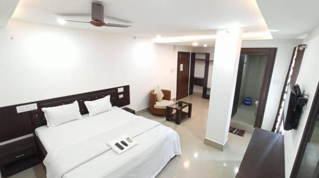 טארפית Gods County Hotels & Resorts מראה חיצוני תמונה