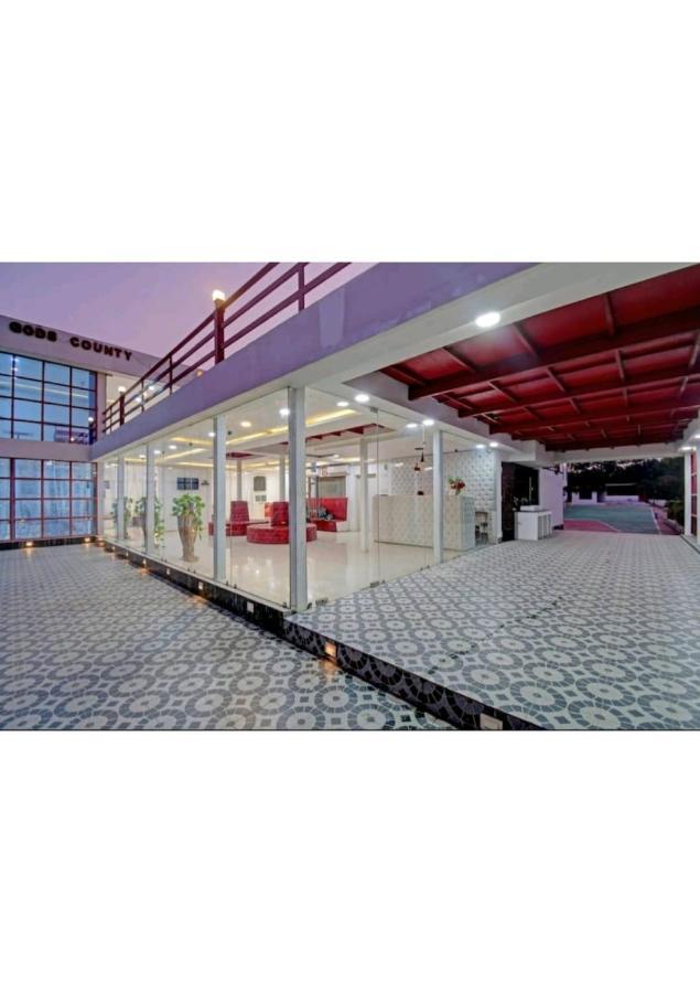 טארפית Gods County Hotels & Resorts מראה חיצוני תמונה
