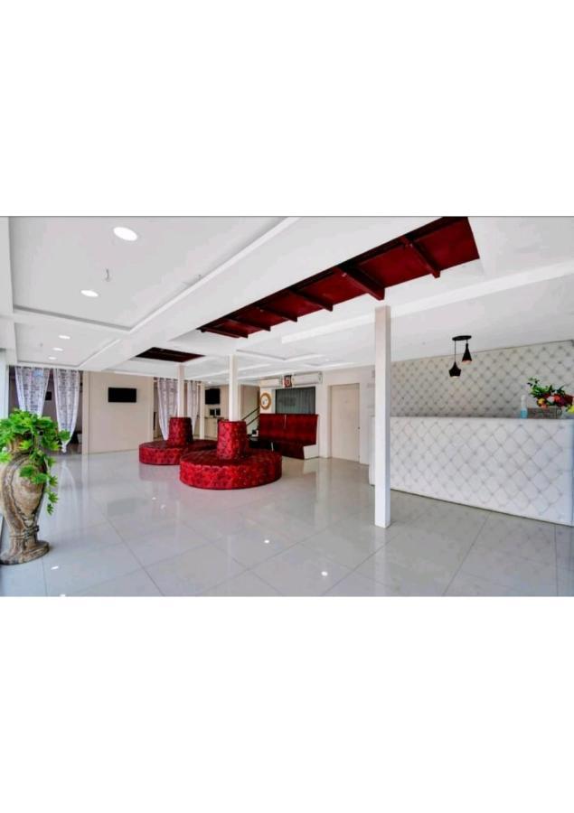 טארפית Gods County Hotels & Resorts מראה חיצוני תמונה