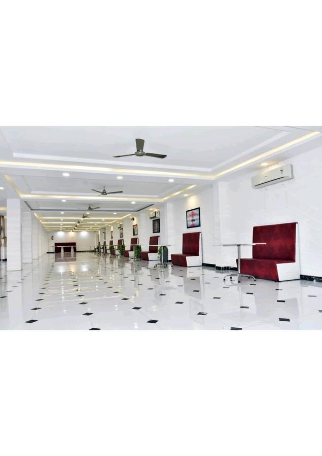 טארפית Gods County Hotels & Resorts מראה חיצוני תמונה