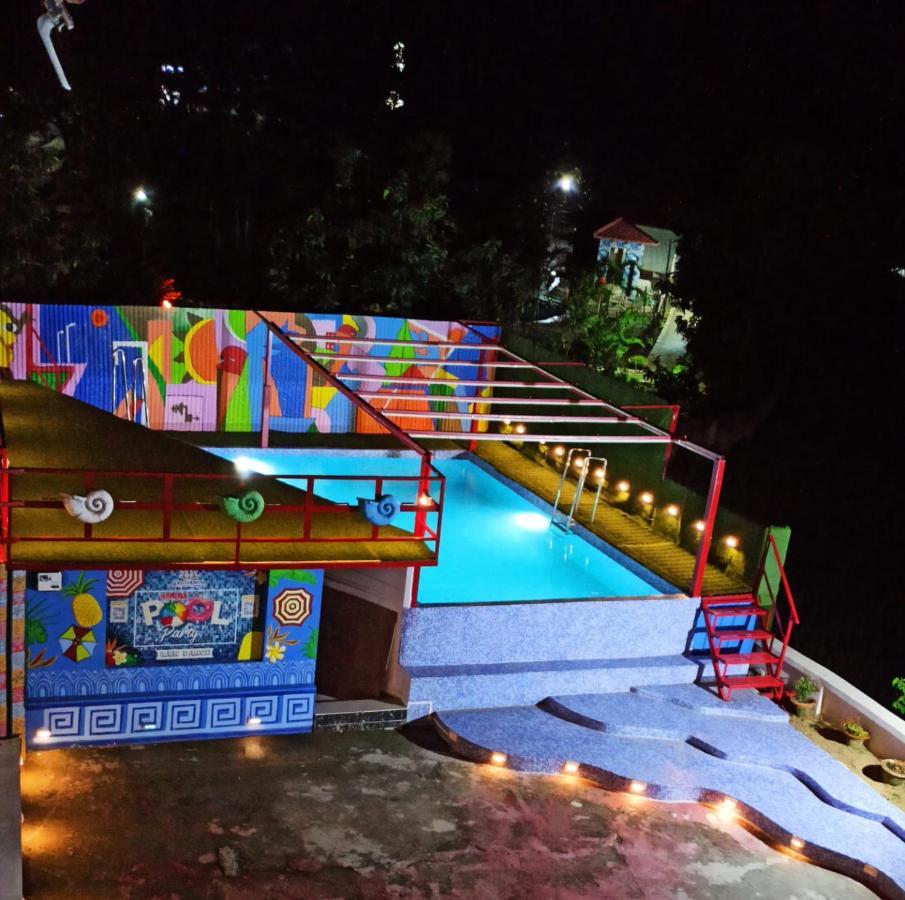 טארפית Gods County Hotels & Resorts מראה חיצוני תמונה
